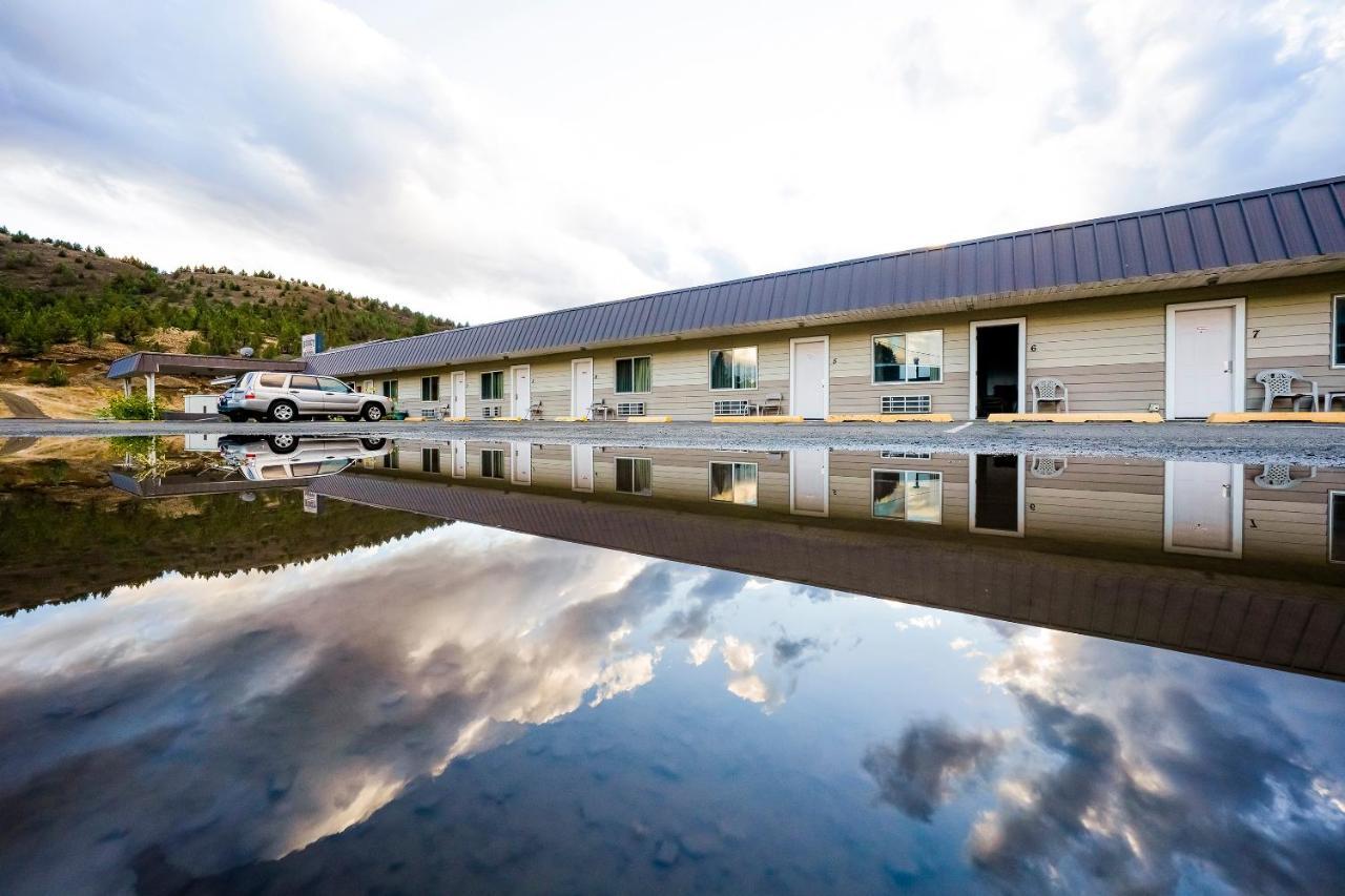 Oyo Riverside Inn John Day Or Kültér fotó